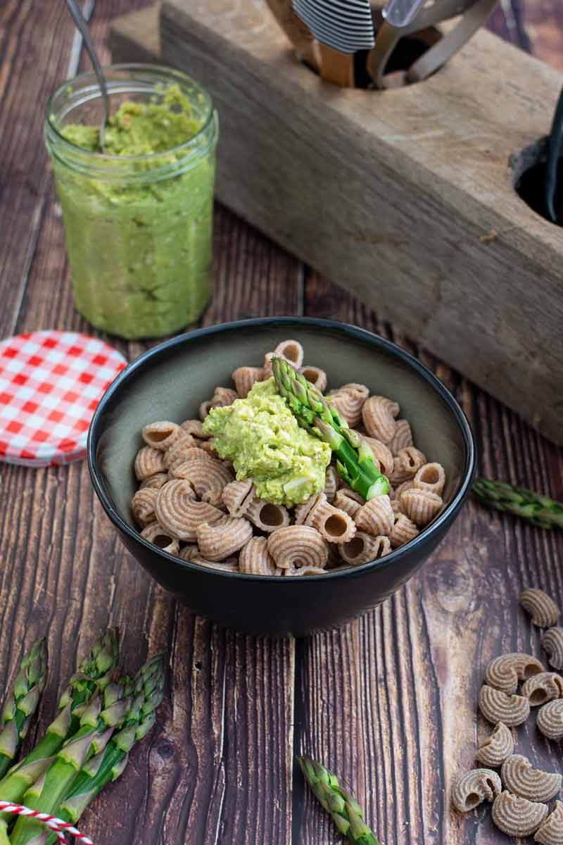 Spargel Pesto aus grünem Spargel Rezept