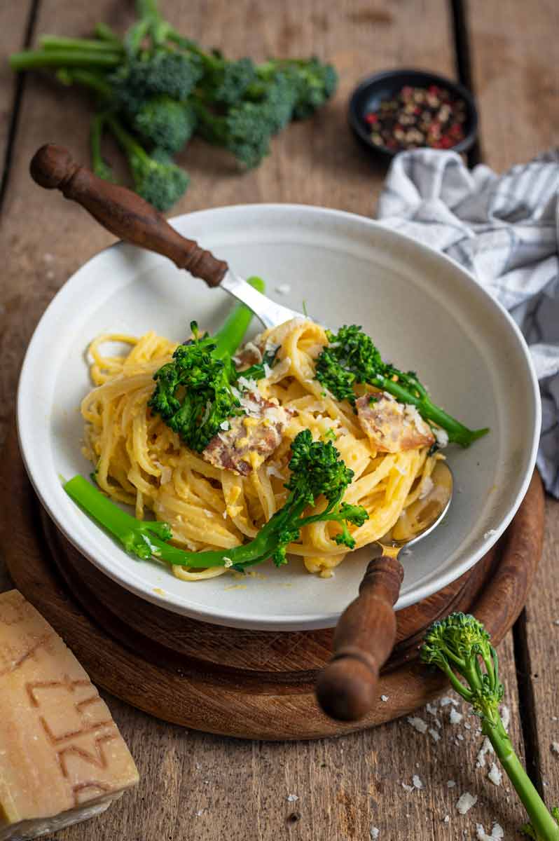Brokkoli Carbonara