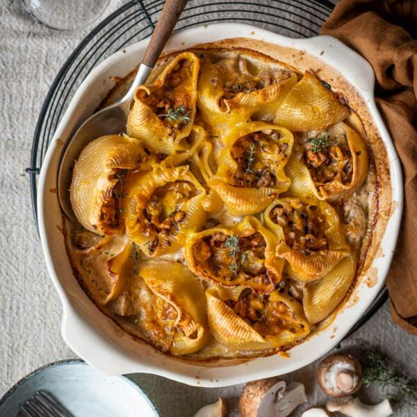 Gefüllte Conchiglioni mit Pilzen
