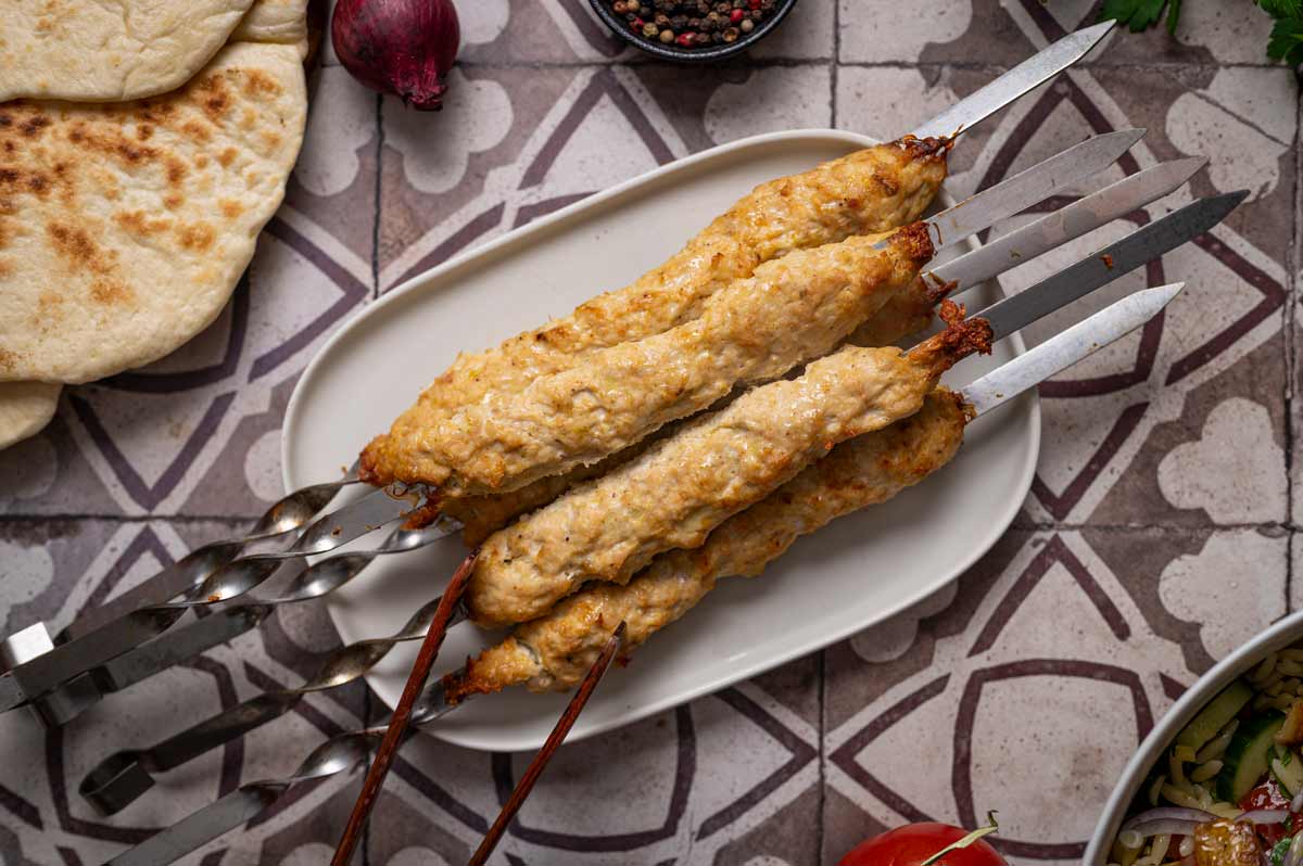 Hähnchen Kebab vom Spieß – saftiger, orientalischer Genuss aus dem Ofen