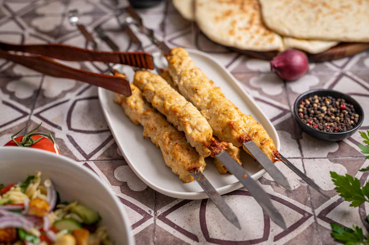 Hähnchen Kebab vom Spieß – saftiger, orientalischer Genuss aus dem Ofen