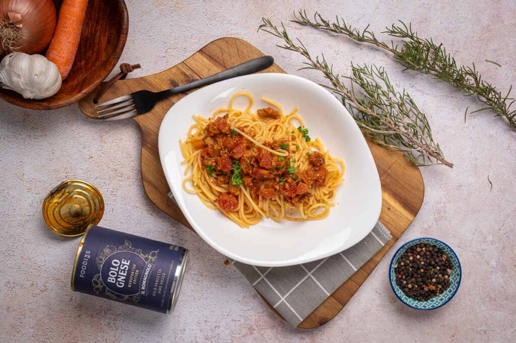 lassische 3Foodies Bolognese Soße mit Pasta und Parmesan – beste Fertig Bolognese im Test