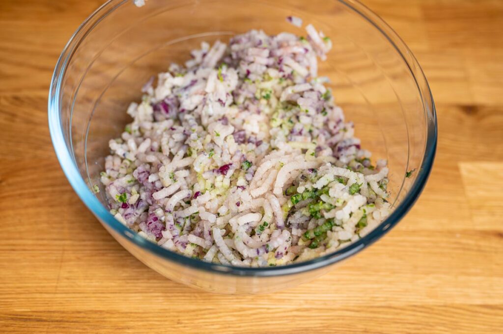 Gewolfte Seelachsmasse für Fischfrikadellen