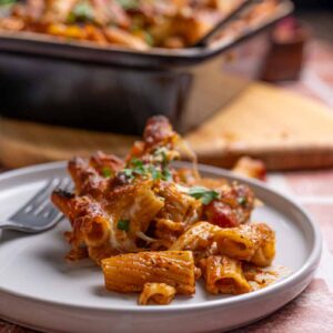 Rigatoni al Forno als Nudelauflauf mit Hackfleisch