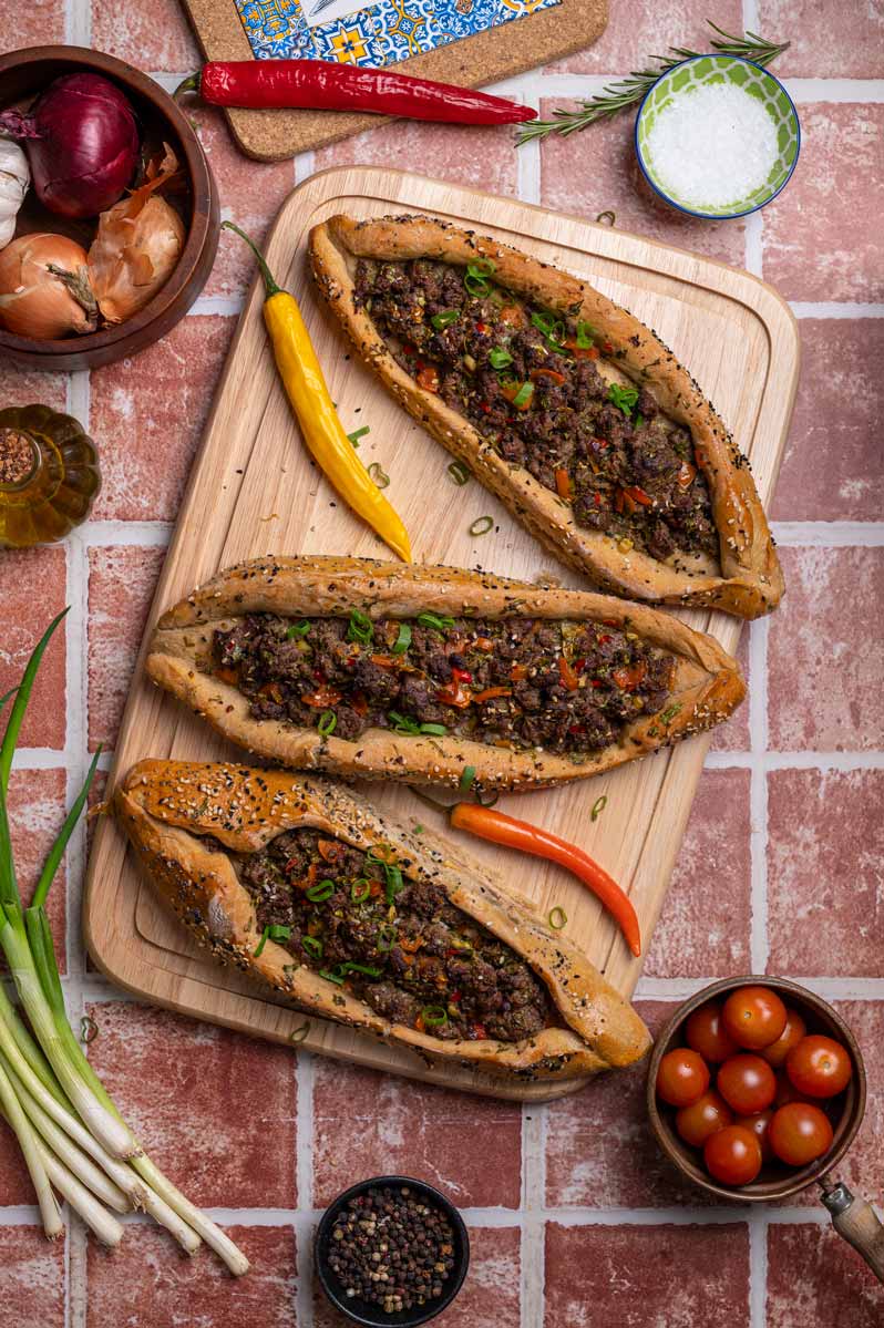 Pide mit Hackfleisch Rezept – Pide Kebap einfach selber machen